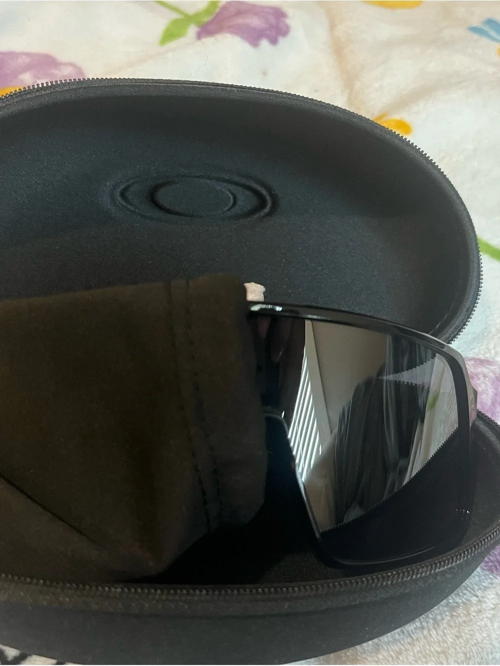 Oakley Black Sunglasses with Dark Lenses